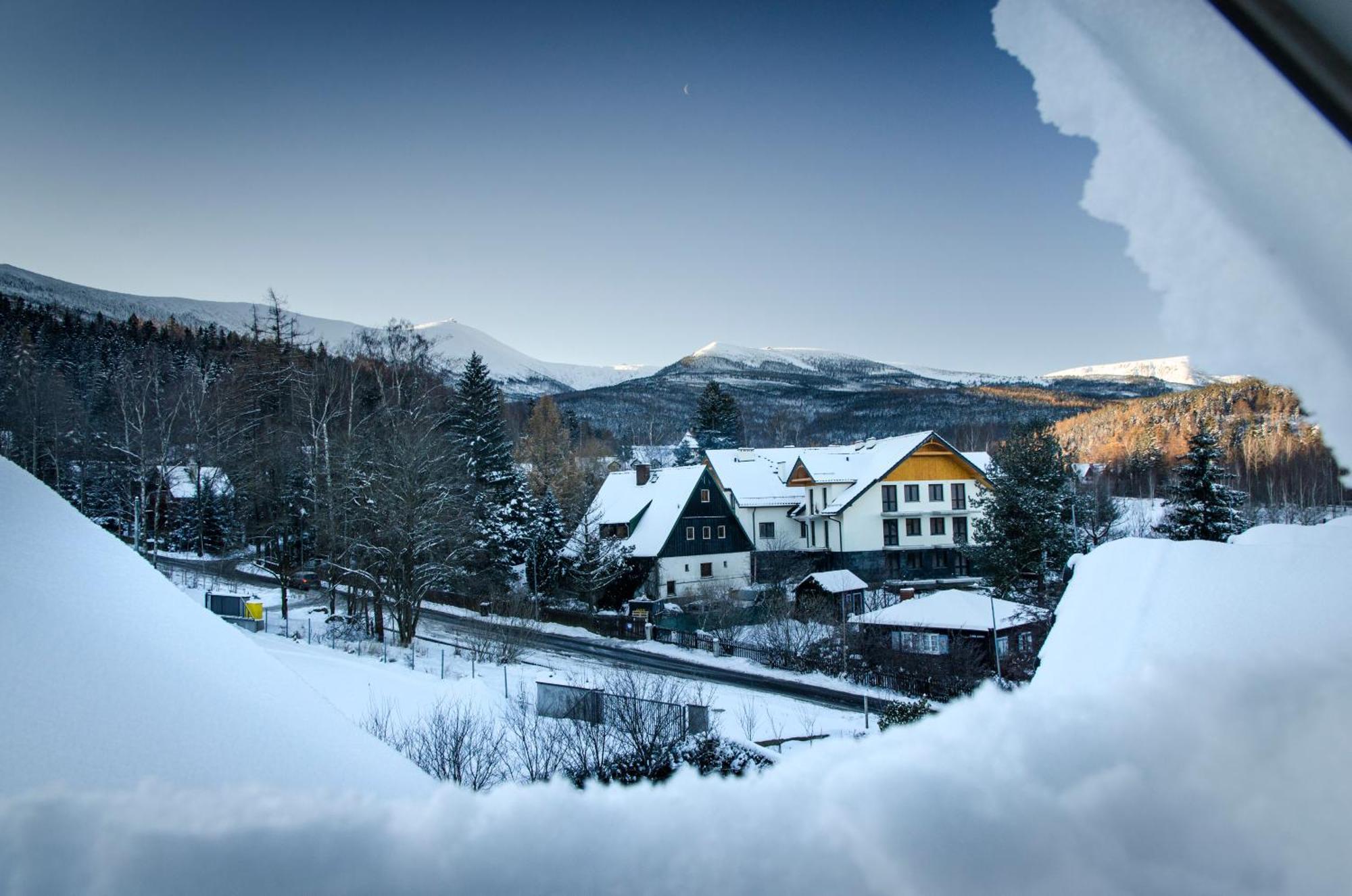 Karkonoskie Widoki Apartamenty Karpacz Esterno foto